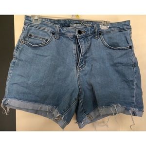 Universal Thread shorts